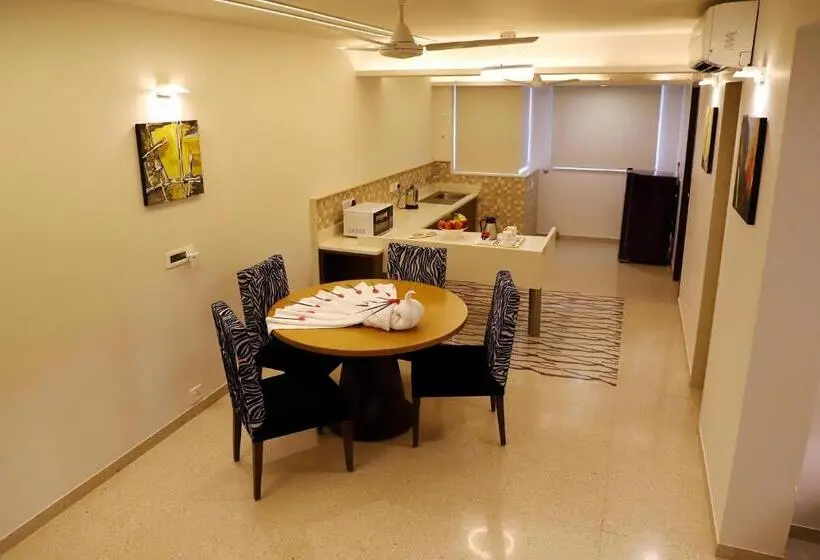 آپارتمان 2 خوابه, Patria Suites