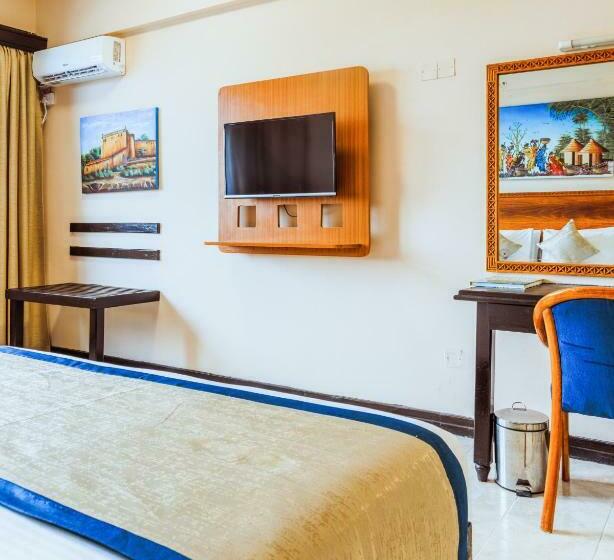 اتاق سوپریور, Sapphire