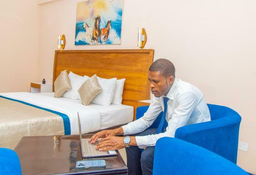 سوییت لوکس, Sapphire