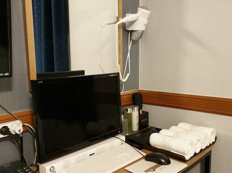 스탠다드 룸, Motel Good Guy