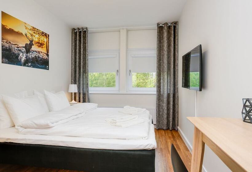 Номер Стандарт, Almnas Park