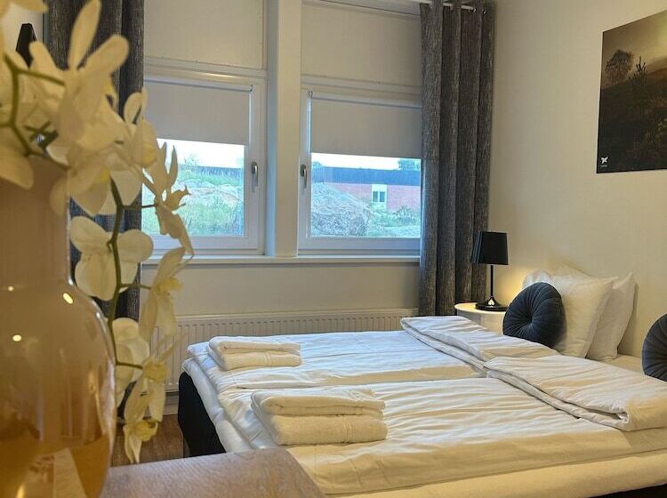 Номер Стандарт, Almnas Park