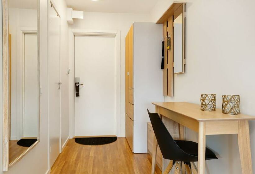 Suite Junior, Almnas Park