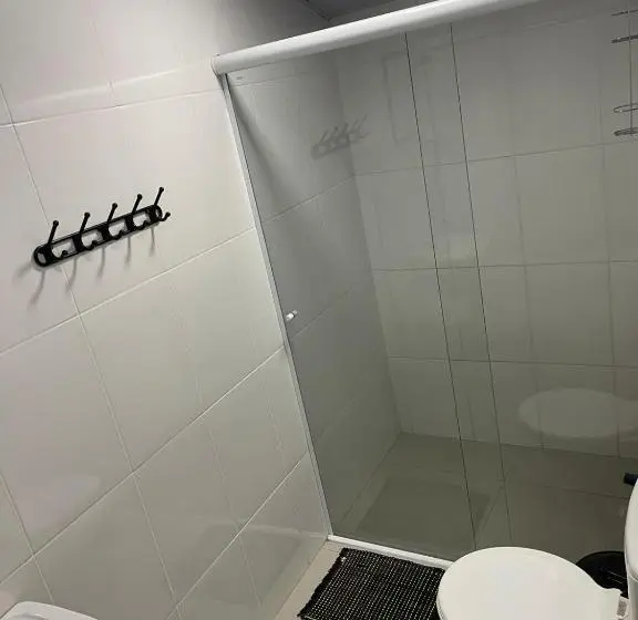 Standard Kolmen Hengen Huone, Lara S