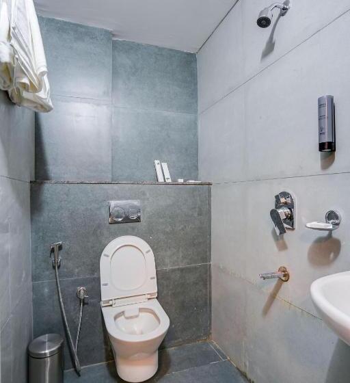 デラックスルーム, Myspace Express Balaji Paradise