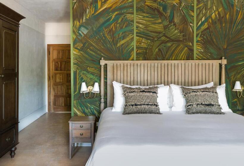 اتاق لوکس با تخت بزرگ, Itz Ana Resort & Residences