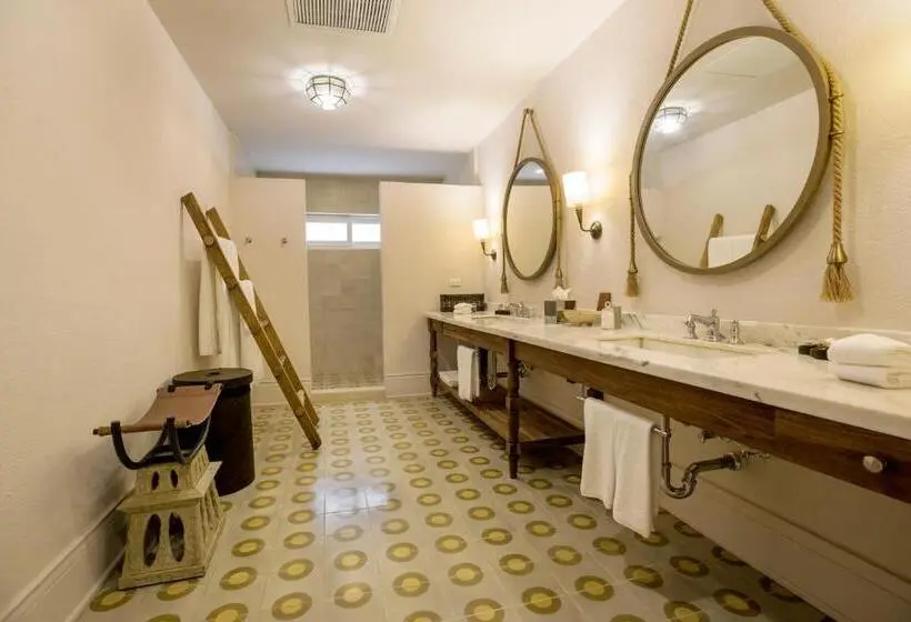 اتاق استاندارد با تخت بزرگ, Itz Ana Resort & Residences