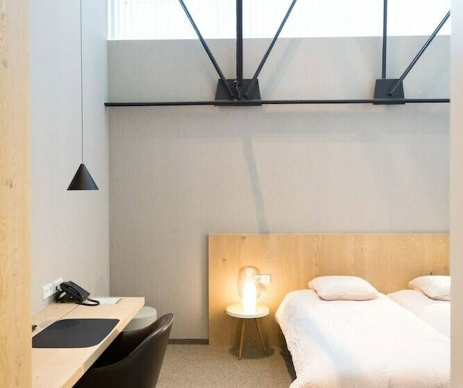 חדר סטנדרט, Den Berg