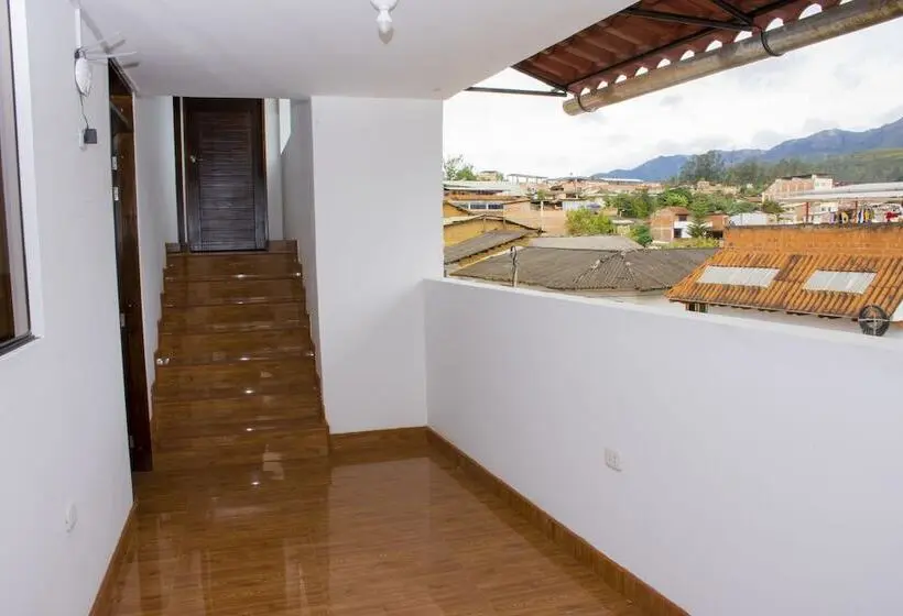 スタンダードルーム, La Casa De Los Balcones