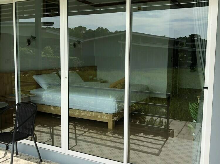 디럭스 룸, Milin Villa Resort Kanchanaburi