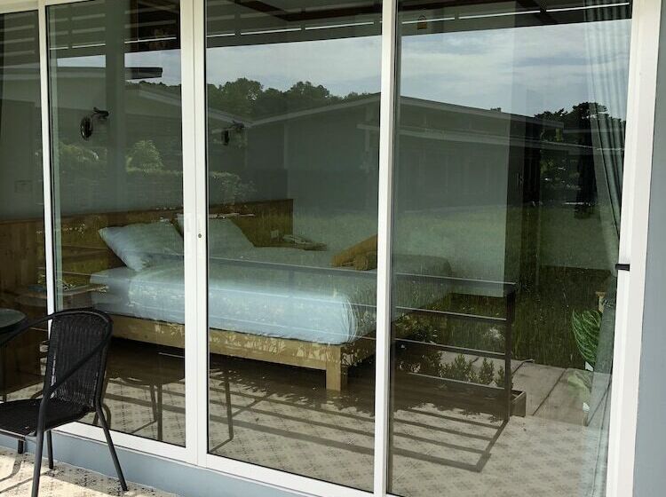 디럭스 룸, Milin Villa Resort Kanchanaburi