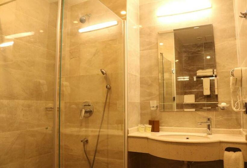 اتاق لوکس, Nova Sky