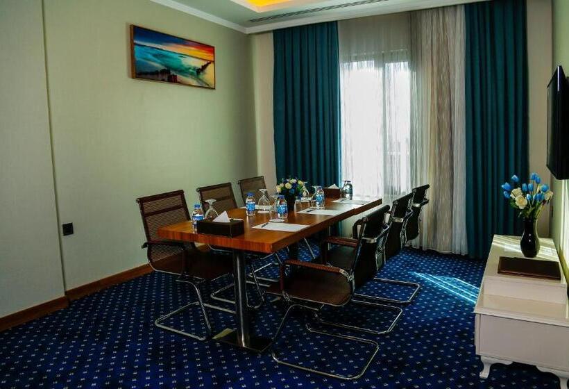 سوئیت با تخت بزرگ, Nova Sky