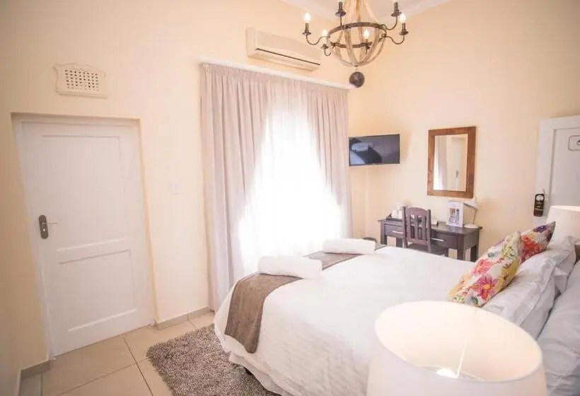 デラックスルーム, Oliver's Bed And Breakfast