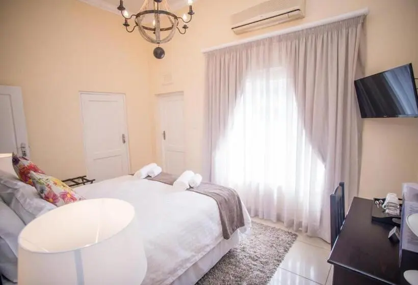 デラックスルーム, Oliver's Bed And Breakfast