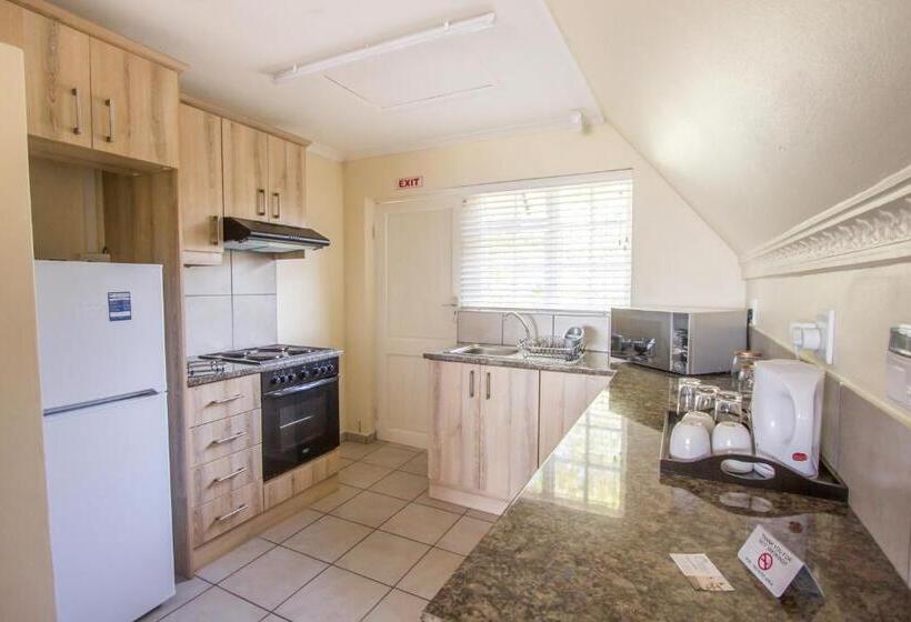 דירת חדר נוף לים, Oliver's Bed And Breakfast