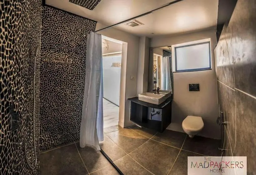 اتاق لوکس با تخت بزرگ, Thc Backpackers Jodhpur