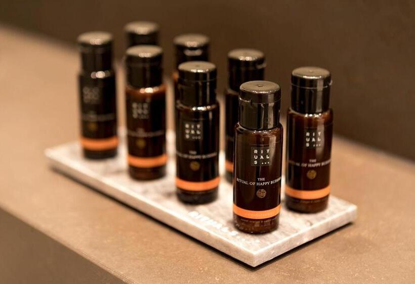 スタンダードルーム, Brunnenhaus Schloss Landau