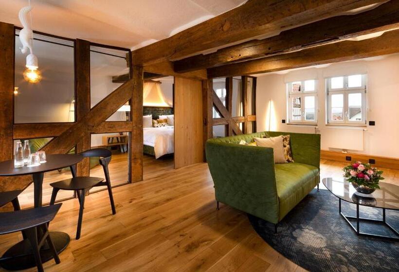 デラックススイート, Brunnenhaus Schloss Landau