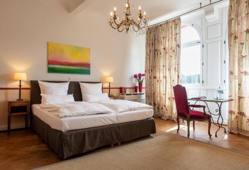 디럭스 룸, Gästehaus Schloss Saareck