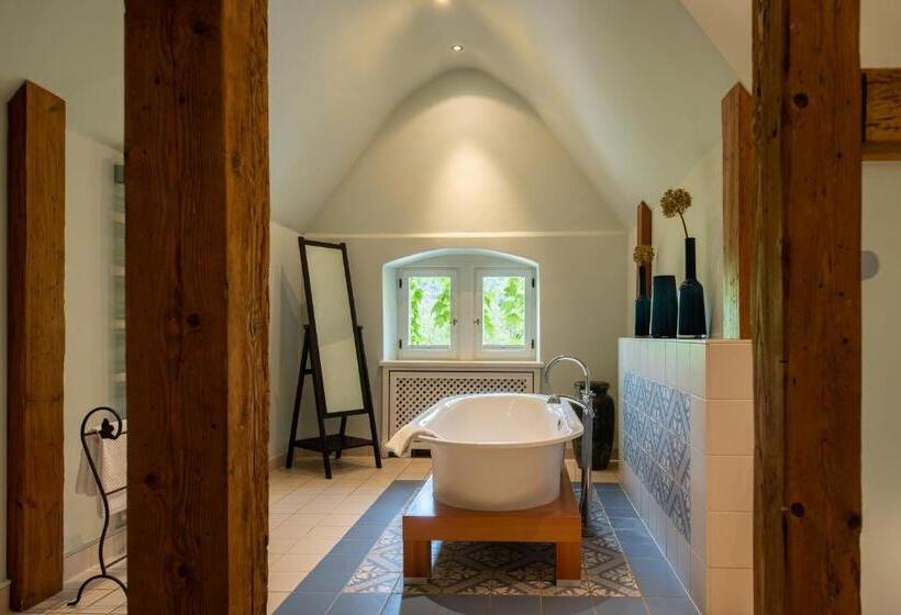 주니어 스위트, Gästehaus Schloss Saareck