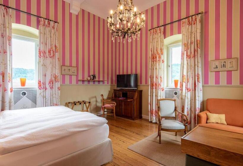 디럭스 룸, Gästehaus Schloss Saareck