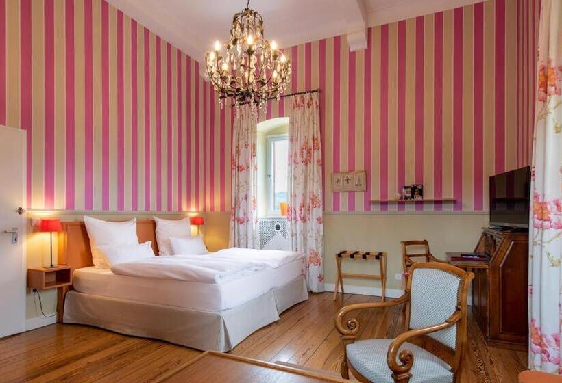 디럭스 룸, Gästehaus Schloss Saareck