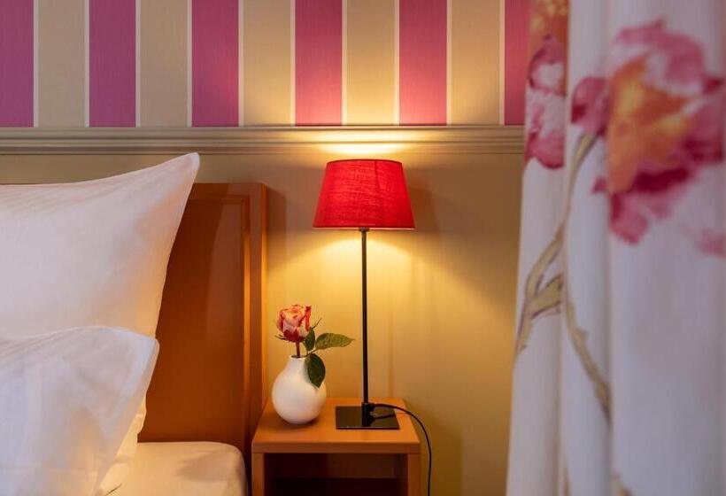 디럭스 룸, Gästehaus Schloss Saareck