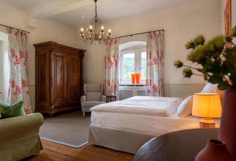 디럭스 룸, Gästehaus Schloss Saareck