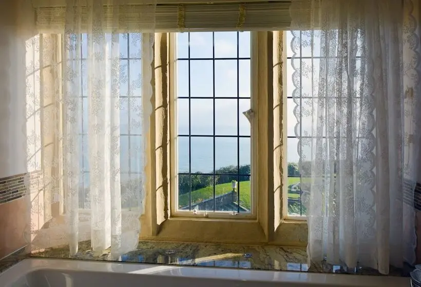 Standard Room, Haven Hall