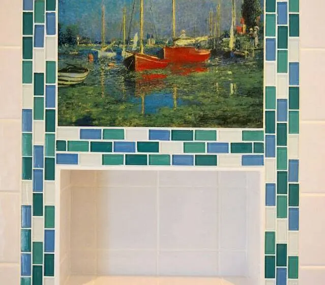 Suite, Haven Hall