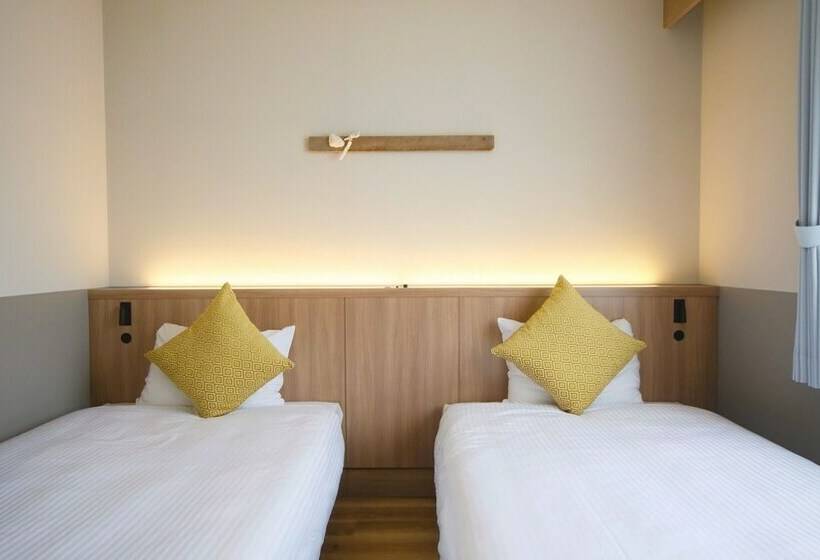 Номер Стандарт, Hot Cross Point Santa Monica