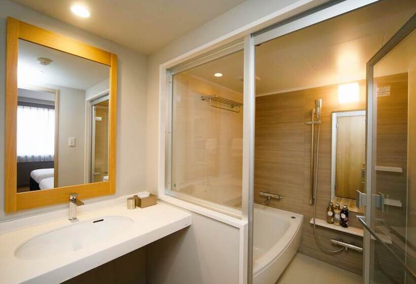 Номер Стандарт, Hot Cross Point Santa Monica