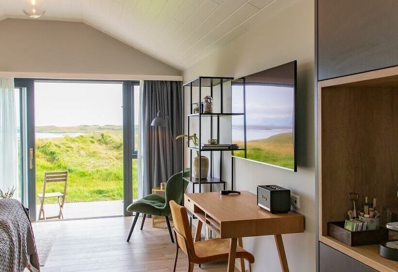 اتاق لوکس, Magma