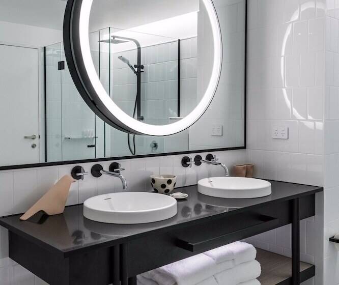 اتاق استاندارد با تخت بزرگ, Qt Queenstown