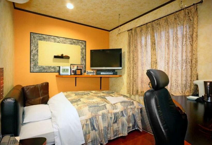 חדר סופריור יחיד, Satellite