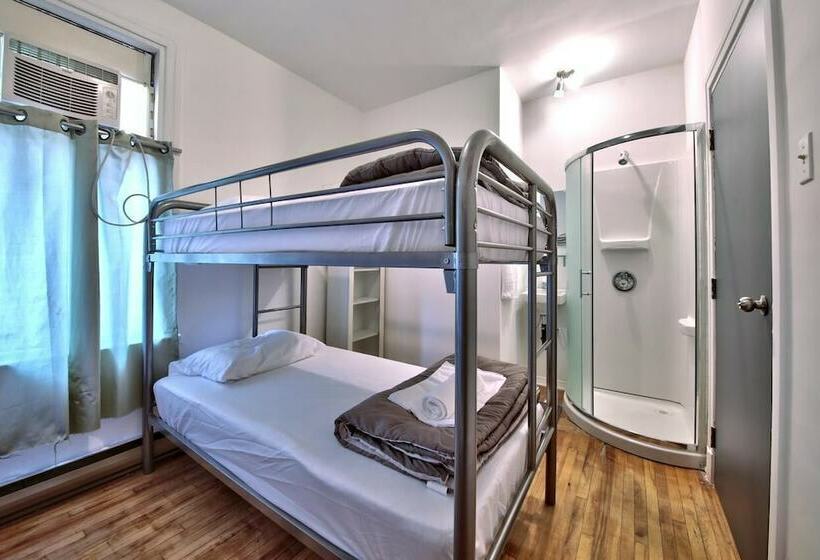 חדר משפחתי, Mini Inc