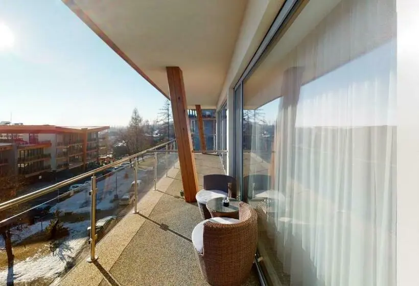استودیوی استاندارد, Apartmánový Hotel Hrebienok Resort