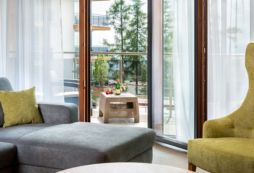 Семейные Апартаменты, Apartmánový Hotel Hrebienok Resort