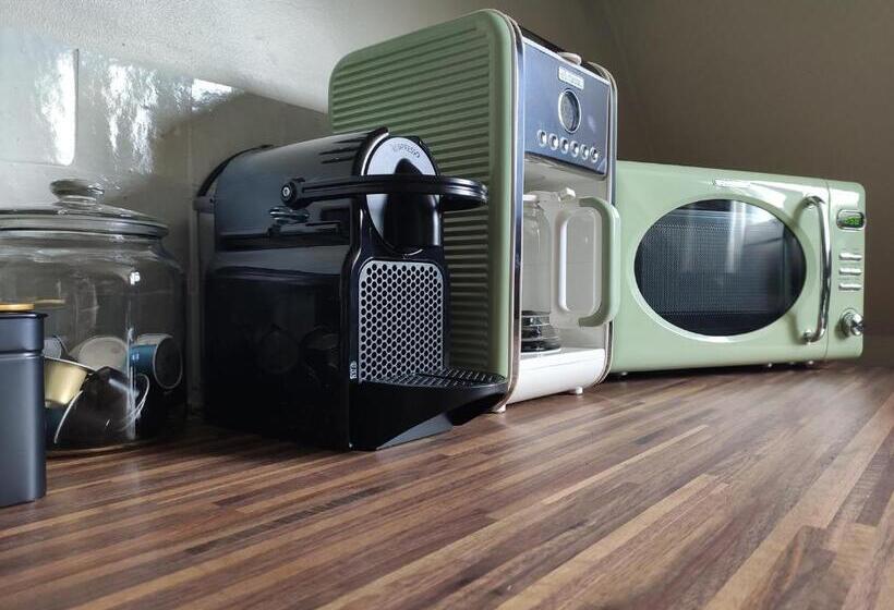 庭の見える１ベッドルームアパートメント, Het Hemelsveld