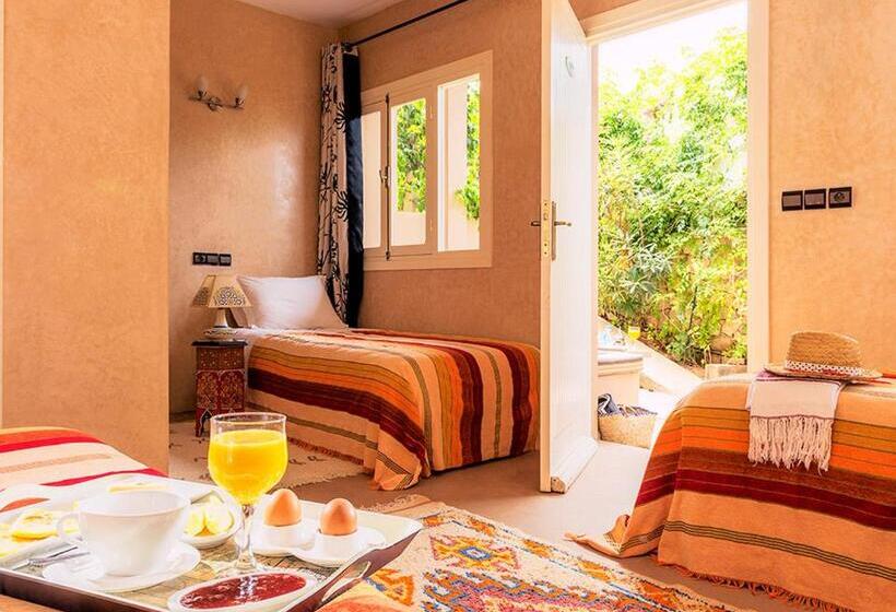 スタンダード4人部屋, Aftas Trip