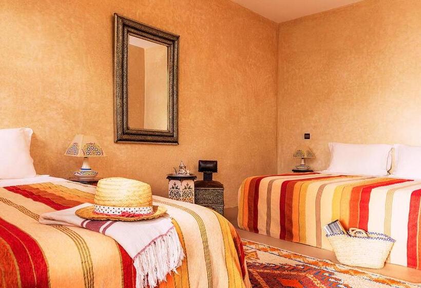 スタンダード4人部屋, Aftas Trip