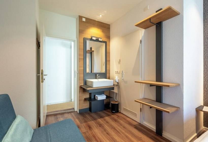 Номер Basic, Am Fischmarkt