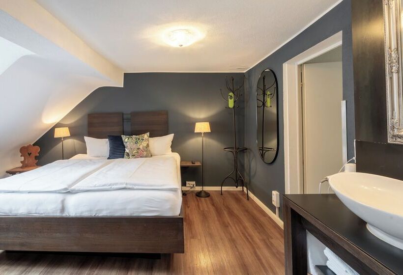 Семейный Номер, Am Fischmarkt