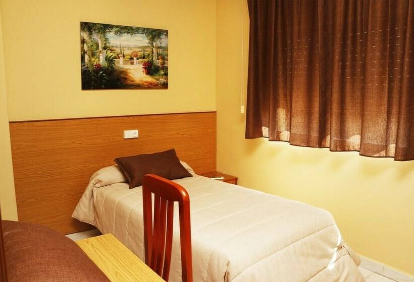 Номер Стандарт Индивидуальный, Hostal Restaurante Labrat