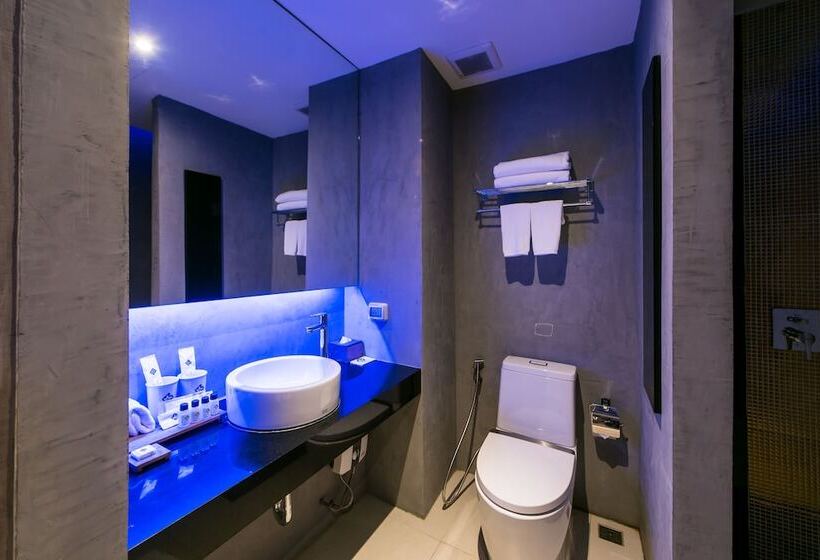 디럭스 룸, Nadee 10 Resort &