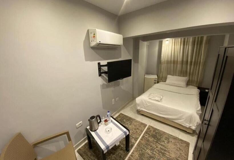 اتاق اکونومی یک تخته, Nakhil Inn Residence