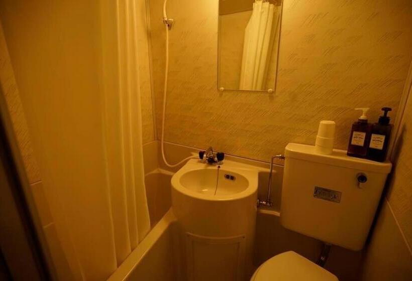 Quarto Deluxe, Tae Windsor