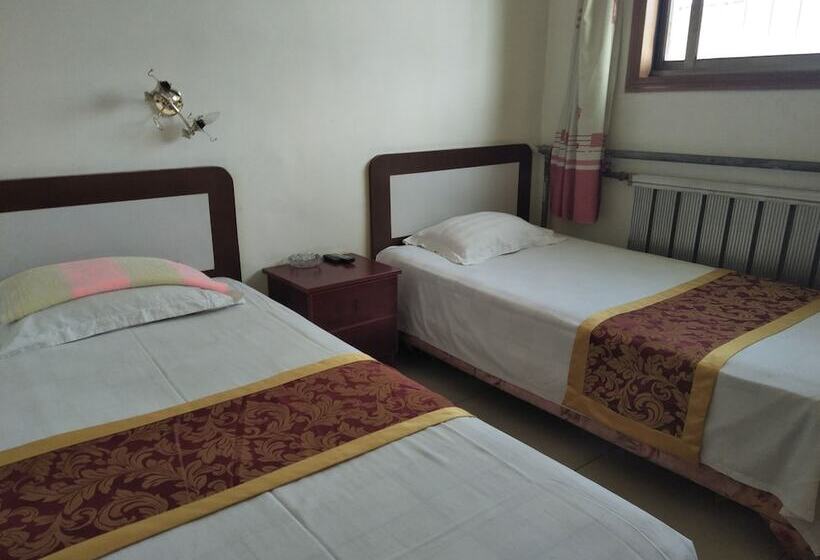 Номер Стандарт, Qufu Shunxing Inn