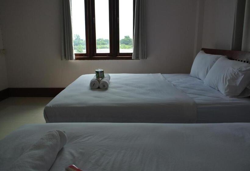 标准三人间, Mama Leurth Sunset Guesthouse